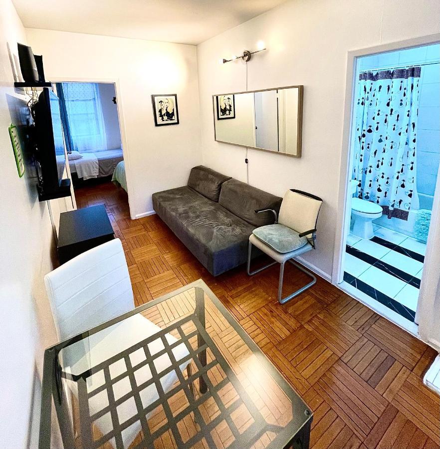 Apartamento Stunning Two Bed Apt Hells Kitchen Nova York